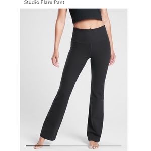 Athlete Studio fit and flare legging